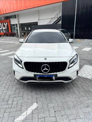 MERCEDES-BENZ GLA 200 1.6 CGI FLEX STYLE 7G-DCT MERCEDES-BENZ GLA 200 1.6 CGI FLEX STYLE 7G-DCT